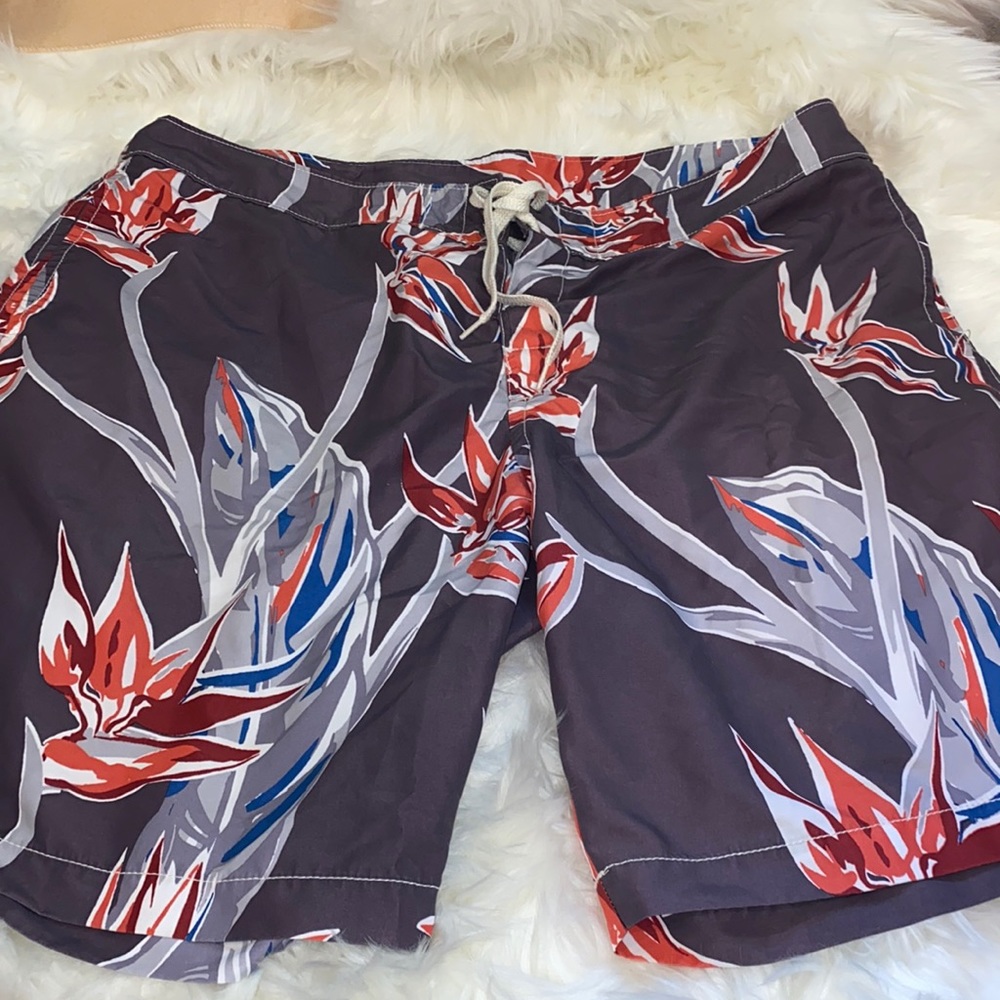 Tommy Bahama board shorts 40